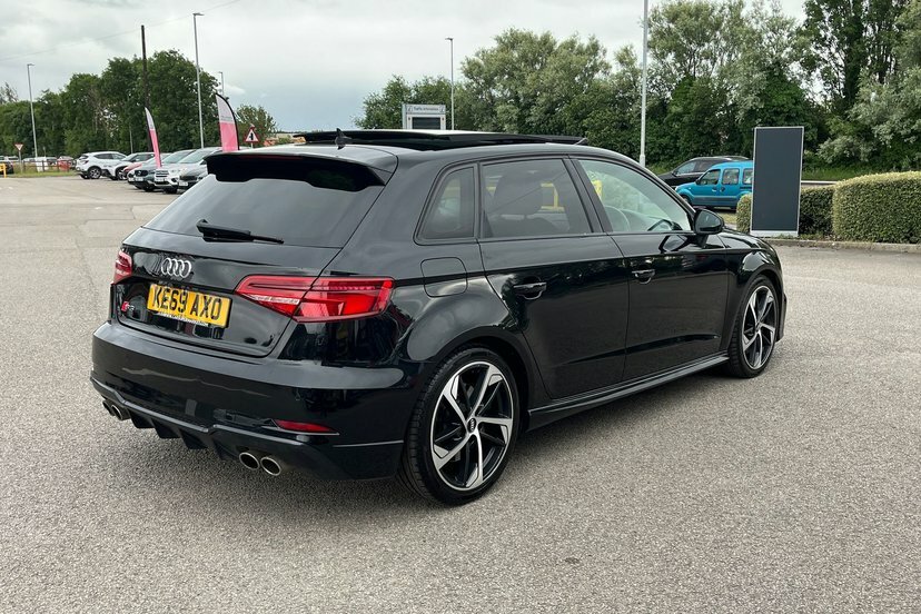 Audi S3 S3 Tfsi 300 Quattro Black Edition S Tronic  #17