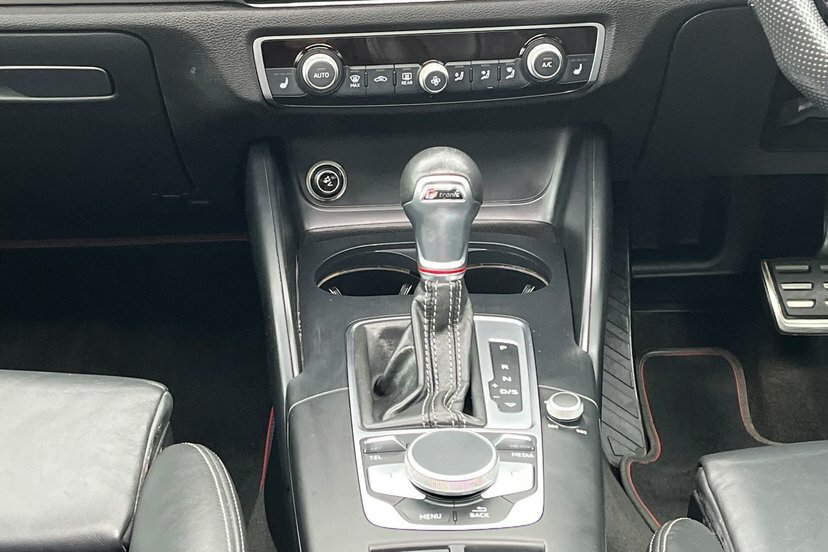 Audi S3 S3 Tfsi 300 Quattro Black Edition S Tronic  #8