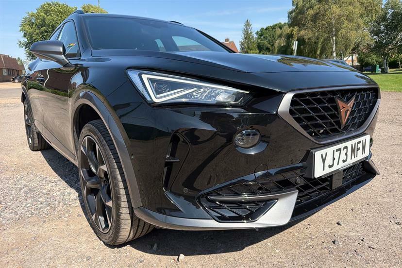 Cupra Formentor V2 Black #16