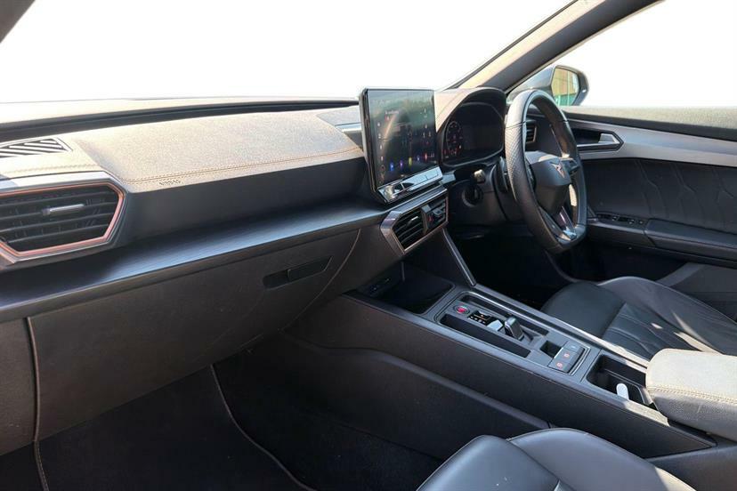 Cupra Formentor 1.5 Tsi 150 V2 Dsg Black #2