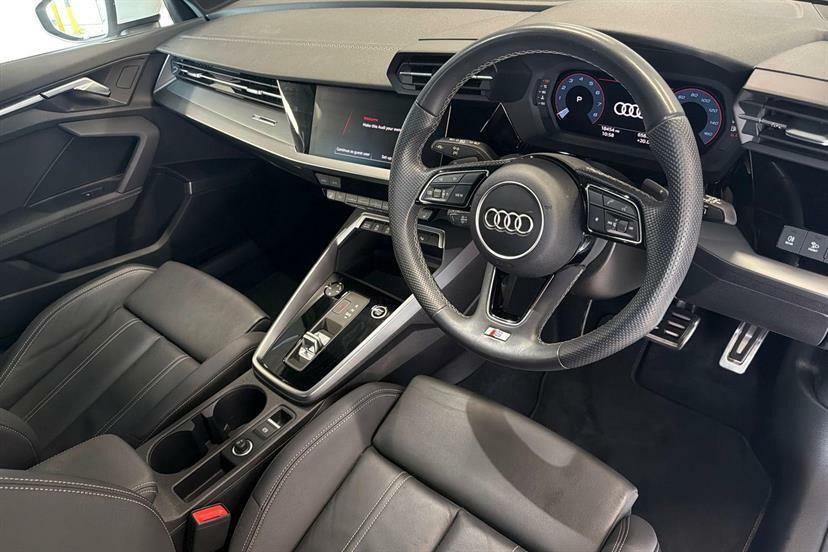 Audi A3 35 Tfsi S Line S Tronic Comfortsound White #5