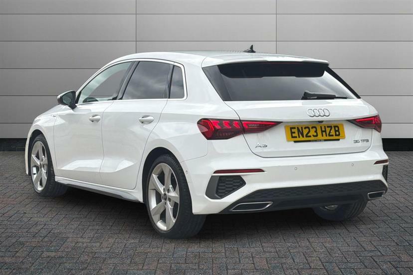 Audi A3 35 Tfsi S Line S Tronic Comfortsound White #3