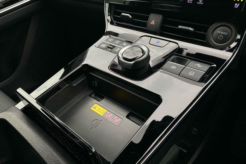 Toyota bZ4X Bz4x Motion Awd Black #20
