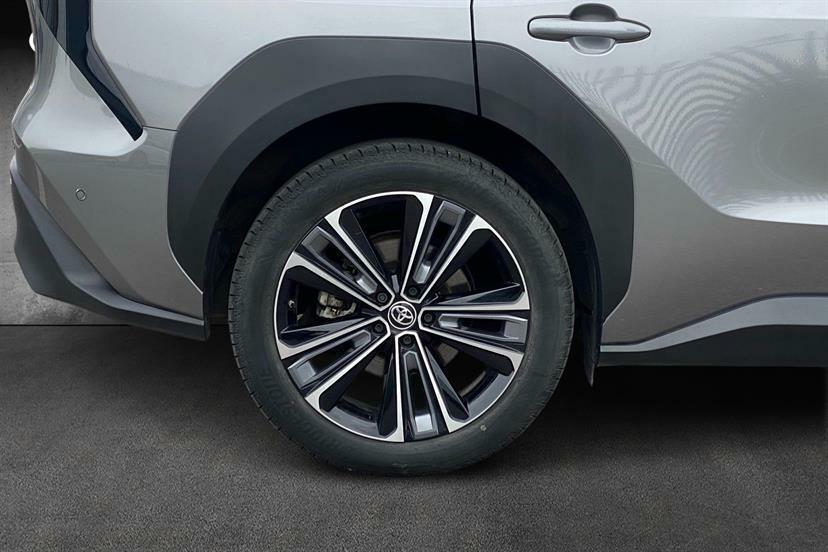 Toyota bZ4X Bz4x Motion Awd Black #17