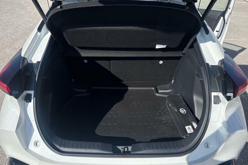 Toyota C-Hr 2L Design Silver #14