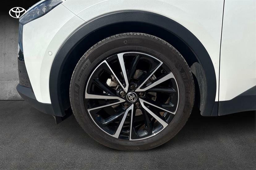 Toyota C-Hr 2L Design Silver #17