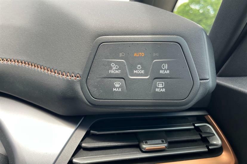 Cupra Born E-boost 59Kwh V2 5-Door Silver #33