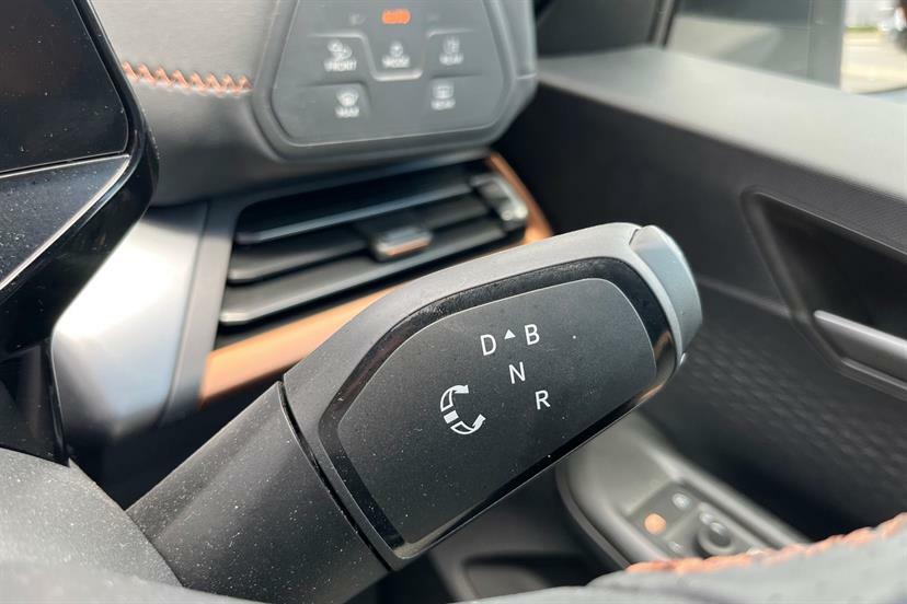 Cupra Born E-boost 59Kwh V2 5-Door Silver #28