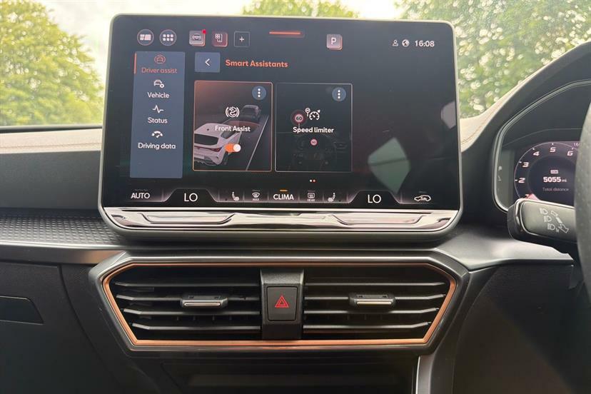 Cupra Leon 1.5 Ehybrid 25.8Kwh Vz3 Estate Plug-in White #45