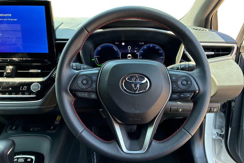 Toyota Corolla 2.0 Hybrid 178 Gr Sport Cvt Black #6
