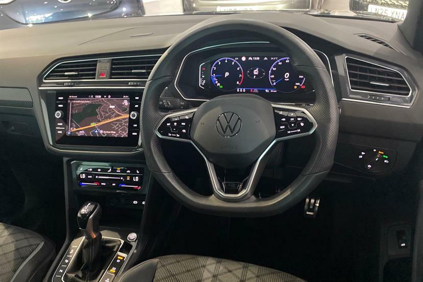 Volkswagen Tiguan R-line Edition 2.0 Tdi 150Ps Dsg Black #27