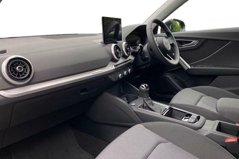 Audi Q2 35 Tfsi Sport S Tronic Black #2
