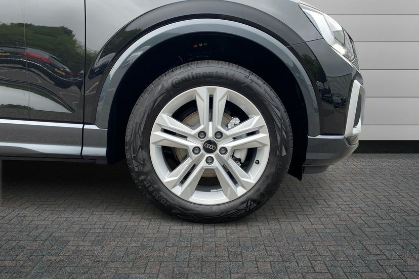 Audi Q2 1.5 Tfsi Cod 35 Sport Suv S Tronic 150 WR26LGE Black #5
