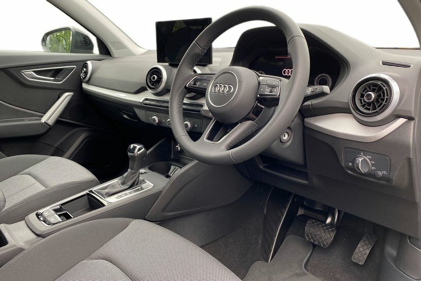 Audi Q2 1.5 Tfsi Cod 35 Sport Suv S Tronic 150 WR26LGE Black #6