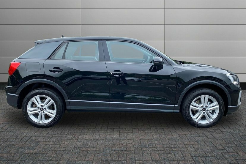 Audi Q2 1.5 Tfsi Cod 35 Sport Suv S Tronic 150 WR26LGE Black #4