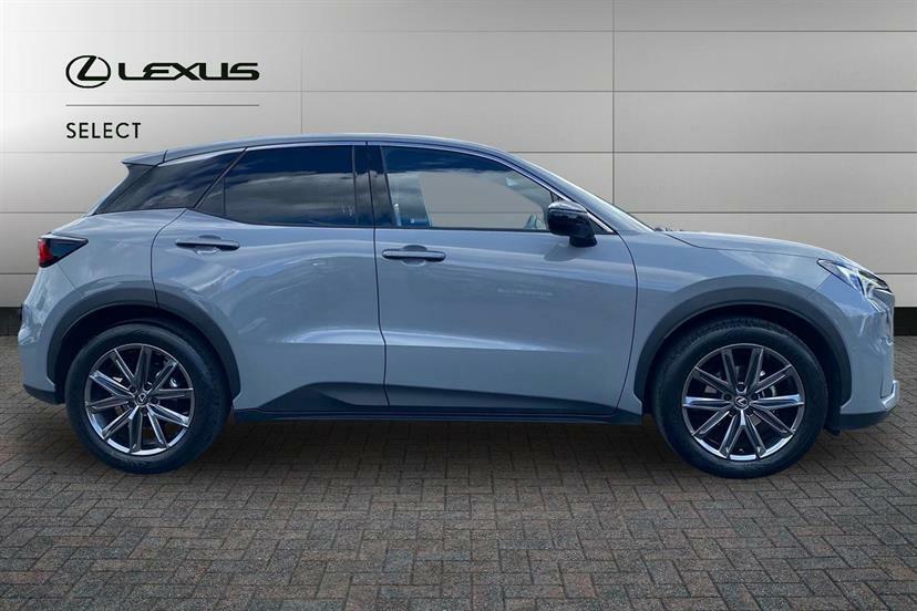 Lexus LBX 1.5 Takumi E-cvt Grey #4