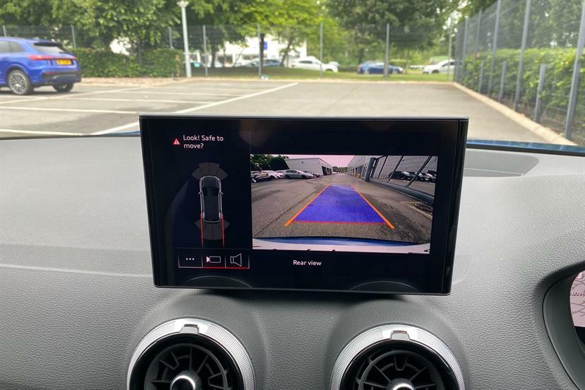 Audi Q2 35 Tfsi S Line S Tronic Tech Blue #38