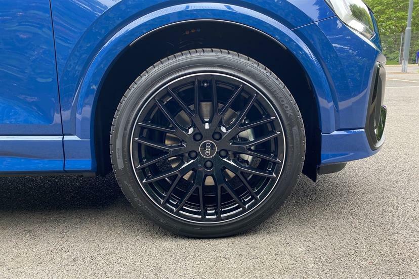 Audi Q2 35 Tfsi S Line S Tronic Tech Blue #48