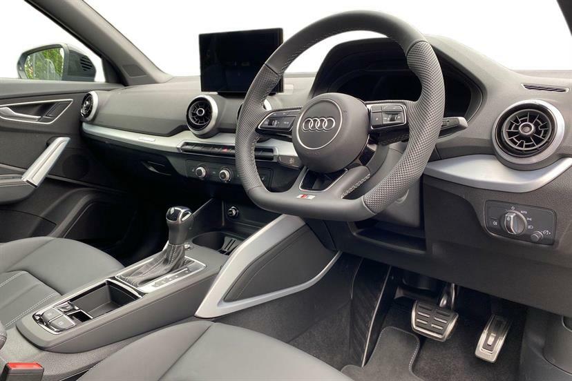 Audi Q2 35 Tfsi Black Edition S Tronic Blue #5