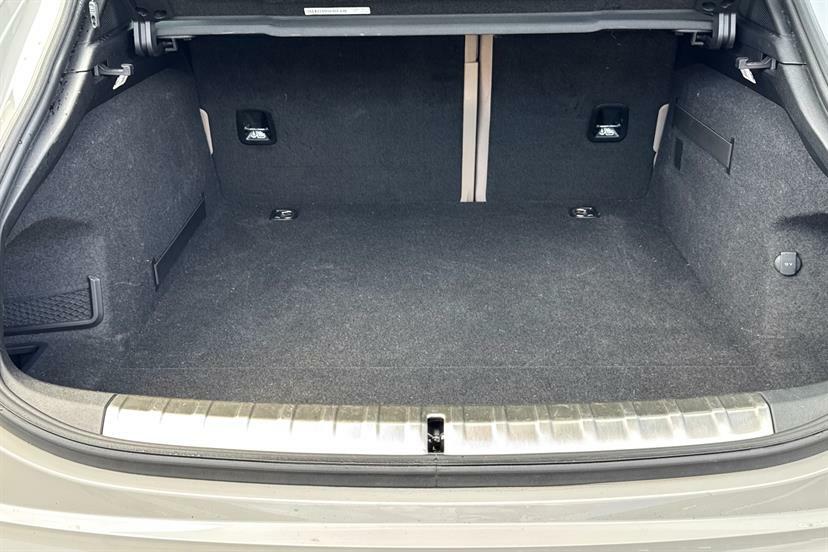 Porsche Taycan 4X2 Grey #15