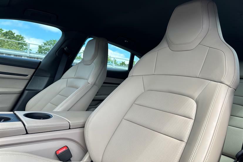 Porsche Taycan 4X2 Grey #31