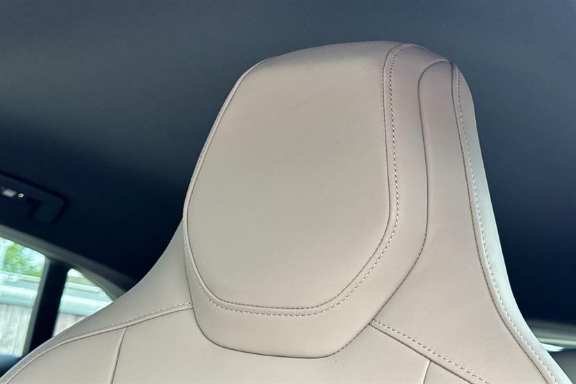 Porsche Taycan 4X2 Grey #10