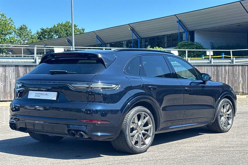 Porsche Cayenne V6 Tiptronics Euro 6 Red #21