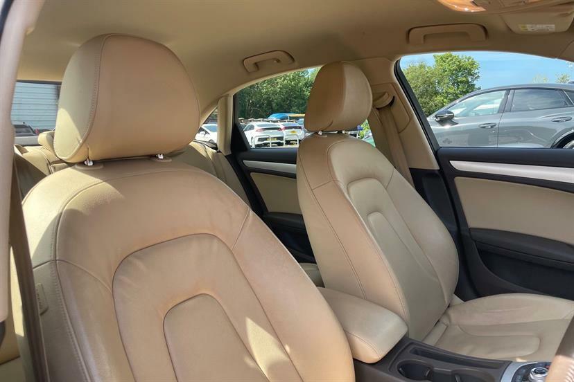 Audi A4 Saloon 2.0 Tdi Ultra Se 2015 Black #26