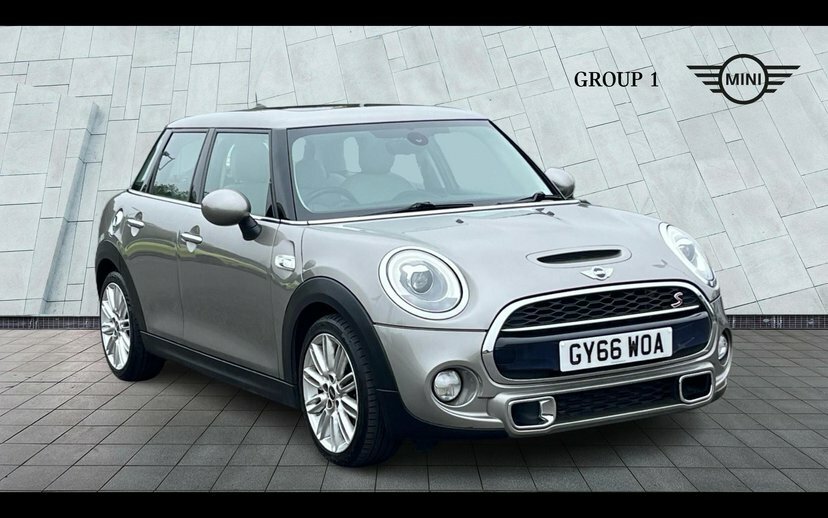 Mini Hatch 5-Door Hatch Cooper S Silver