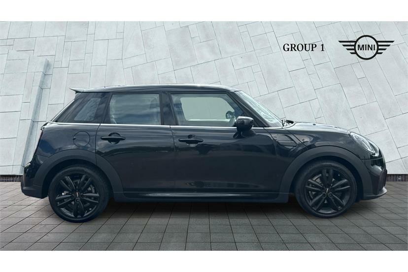 Mini Hatch 1.5 Cooper Sport Nav Pack Black #3