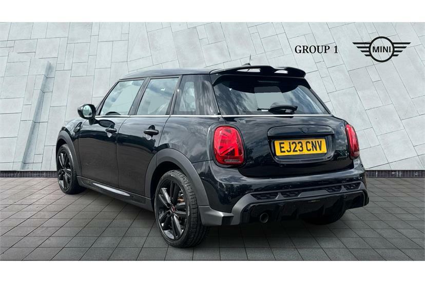 Mini Hatch 1.5 Cooper Sport Nav Pack Black #2