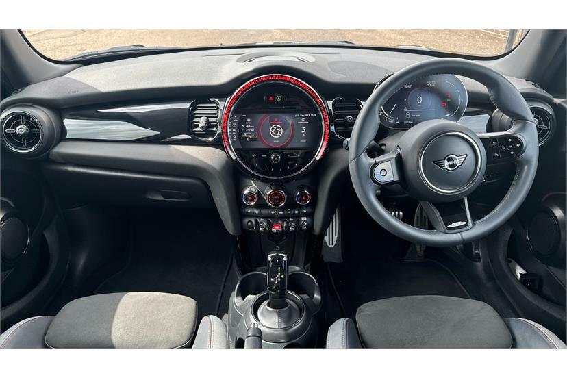 Mini Hatch 1.5 Cooper Sport Nav Pack Black #4