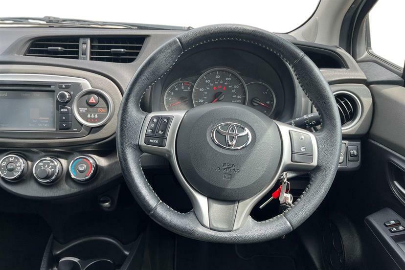 Toyota Yaris 1.4 D-4d Tr Silver #5