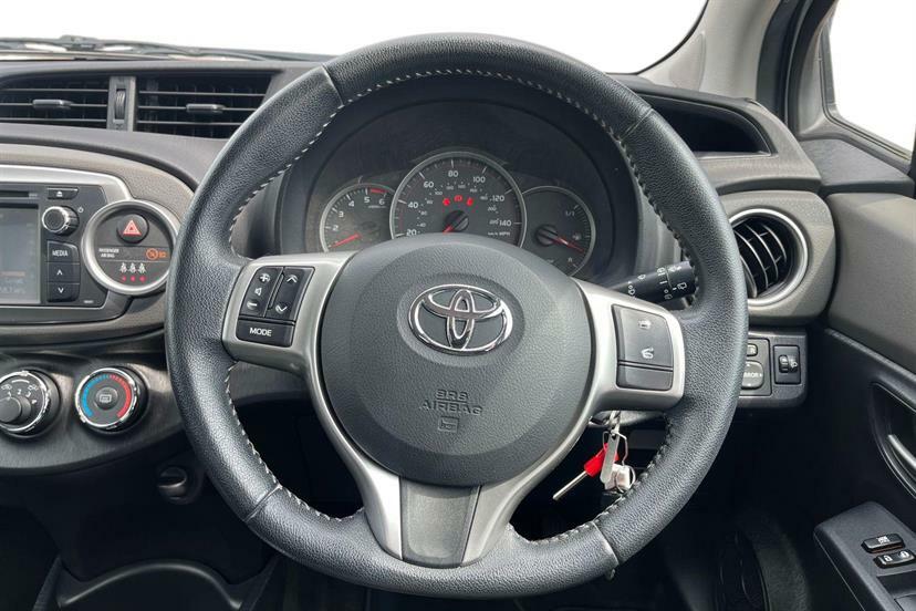 Toyota Yaris 1.4 D-4d Tr Silver #6