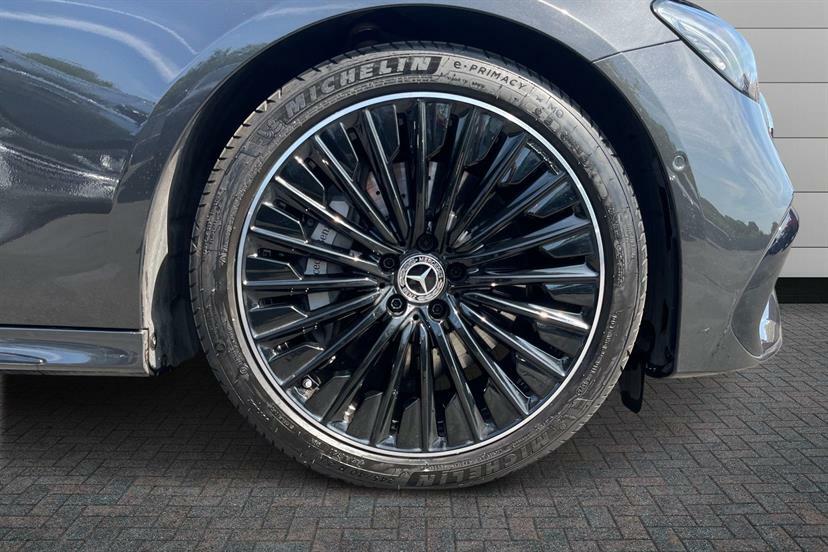 Mercedes-Benz E Class E300e Urban Edition 9G-tronic  #4