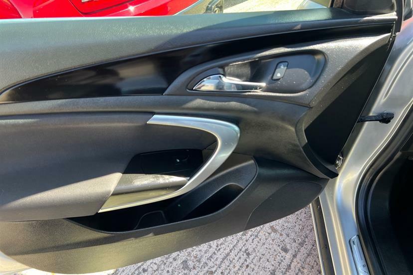 Vauxhall Insignia Sri Vx-line Cdti Ecoflex Ss 5-Door Black #12