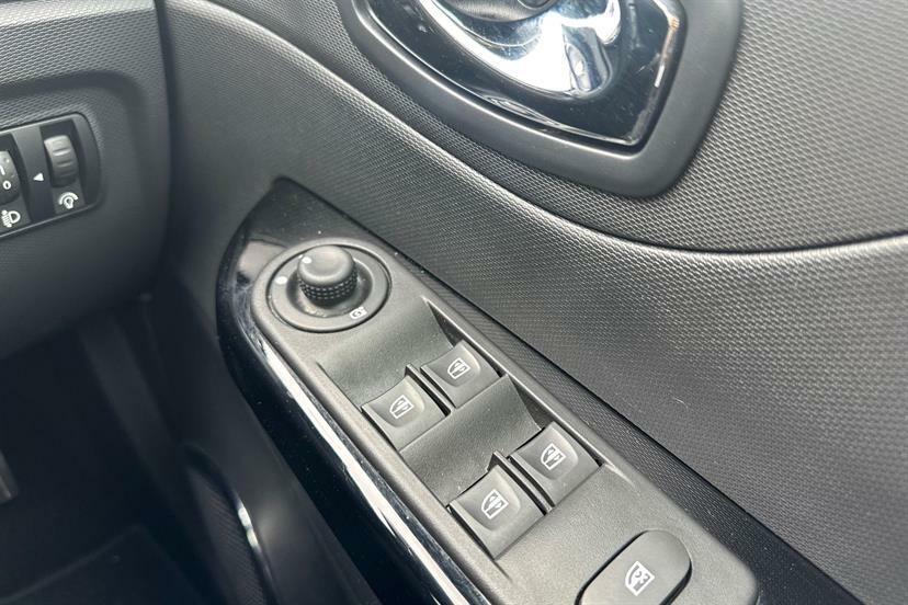 Renault Captur 1.5 Dci Energy Dynamique Medianav Euro 5 Ss Black #19