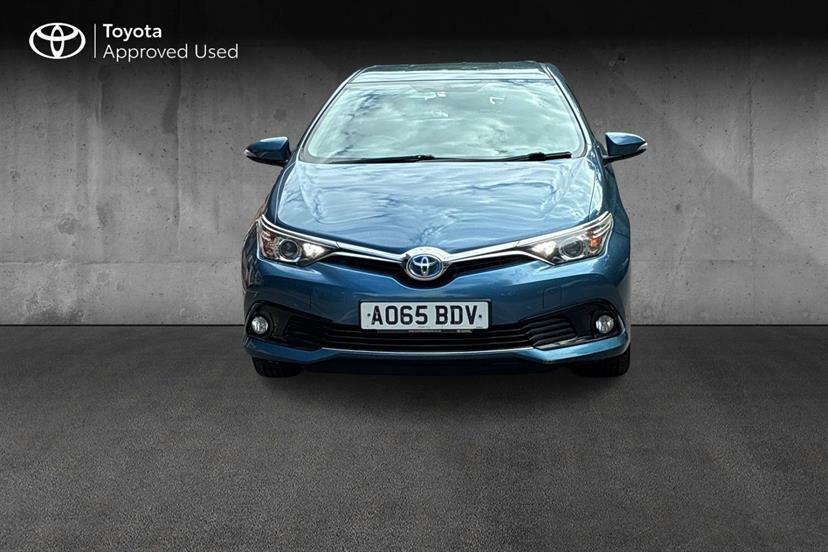Toyota Auris 1.6 V-matic Icon-plus Red #13