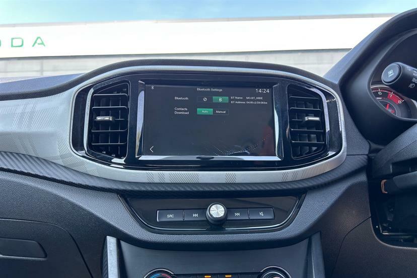 MG MG3 1.5 Vti-tech Exclusive Navigation Yellow #23
