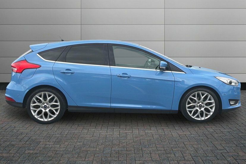 Ford Focus 1.0T Ecoboost Titanium X Hatchback Manu Blue #4