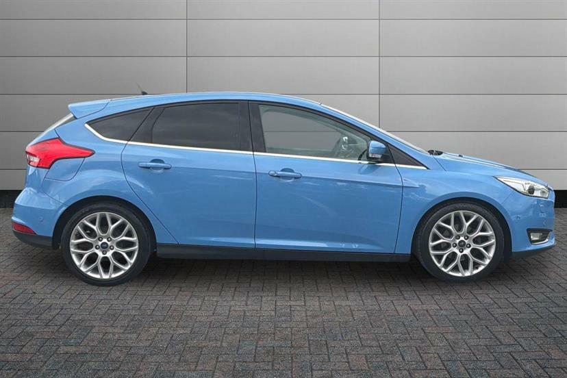 Ford Focus 1.0 Ecoboost 125 Titanium X Blue #4