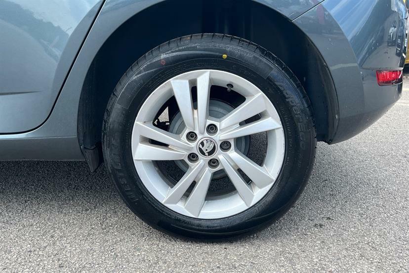 Skoda Fabia 1.0 Tsi Monte Carlo Grey #16