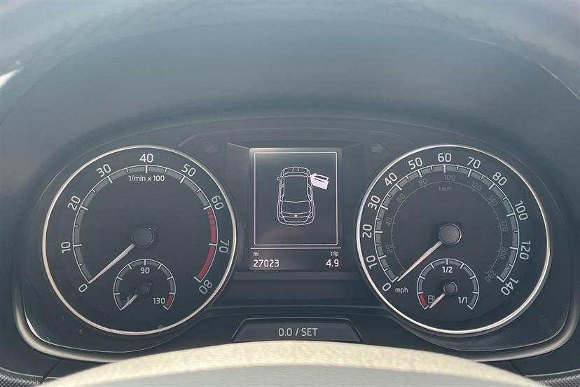 Skoda Fabia 1.0 Tsi Monte Carlo Grey #19