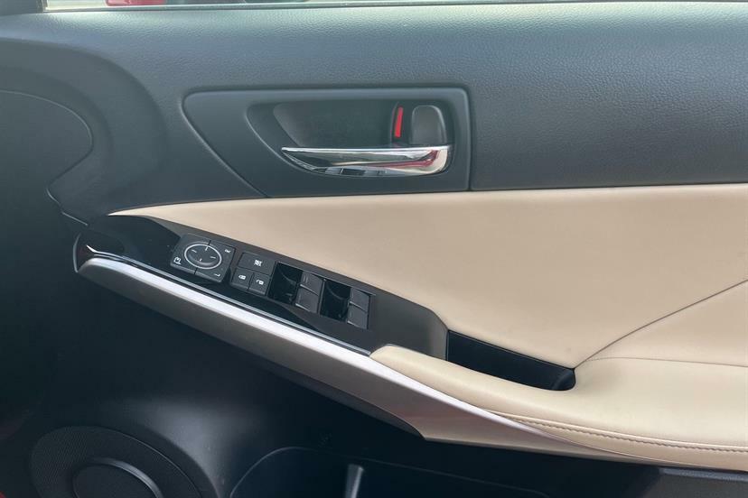 Lexus IS Is 300H F Sport Cvt White #10
