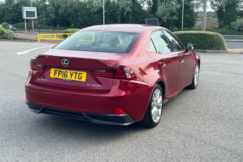 Lexus IS Is 300H F Sport Cvt White #13