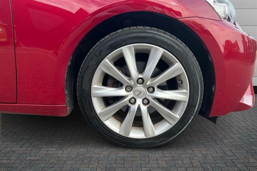 Lexus IS 300H Executive Edition Cvt Red #4