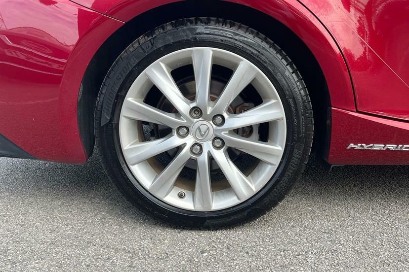 Lexus IS Is 300H F Sport Cvt White #20
