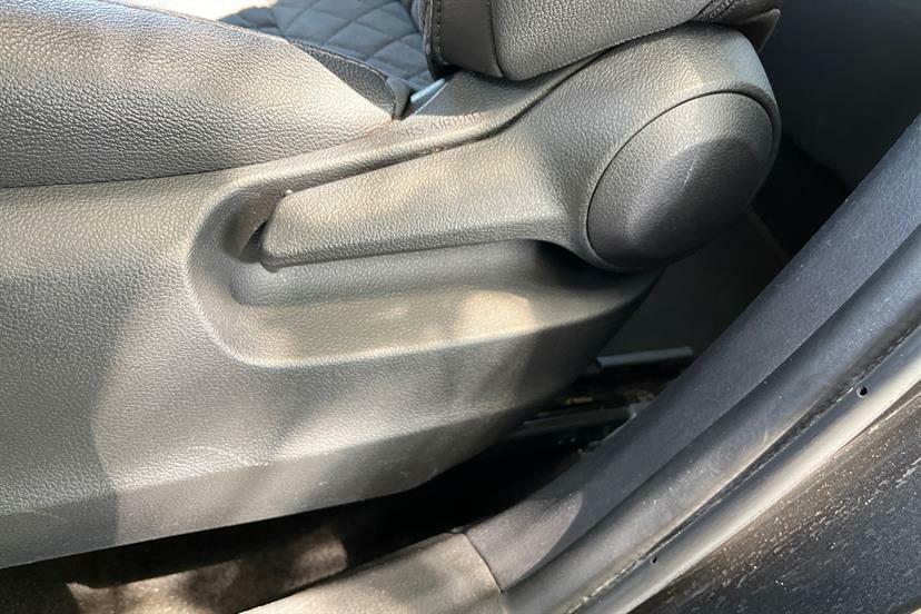 Toyota C-Hr 1.2T Dynamic Silver #50