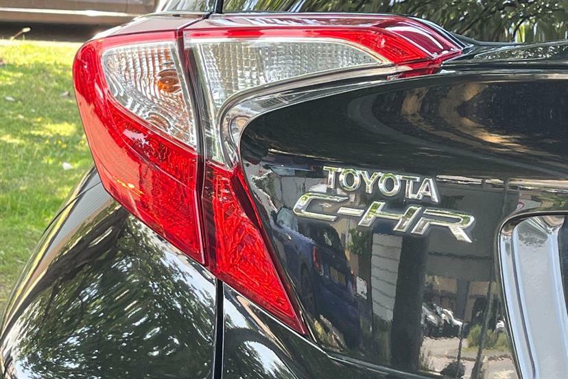 Toyota C-Hr 1.2T Dynamic Silver #49