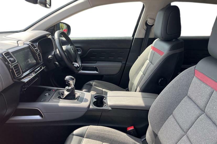 Citroen C5 Aircross 1.5 Bluehdi 130 Shine Black #2